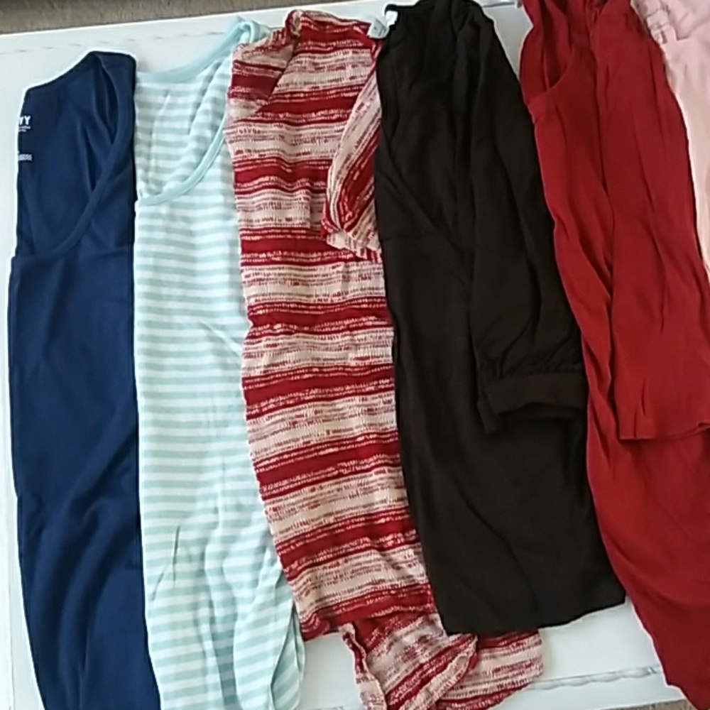 Maternity shirts - Picture 2 of 3